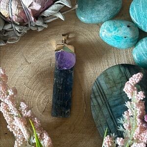 Blue Kyanite & Amethyst Gold Tone Pendant ✨